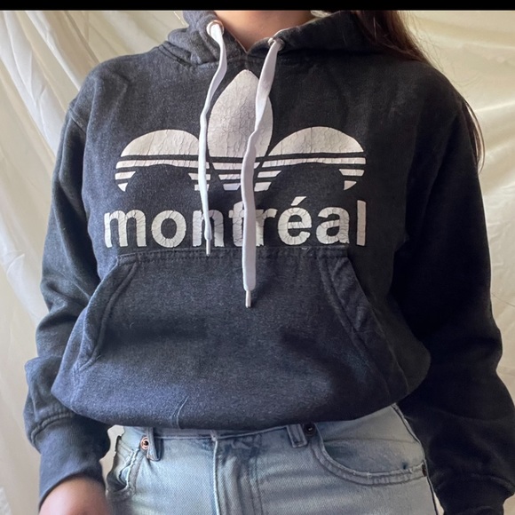 Montreal souvenir hoodie - Picture 1 of 4